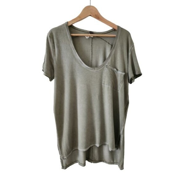 We The Free Tops - Free People We The Free Womens V-Neck Short Sleeve Oversized T-Shirt XS Raw Trim